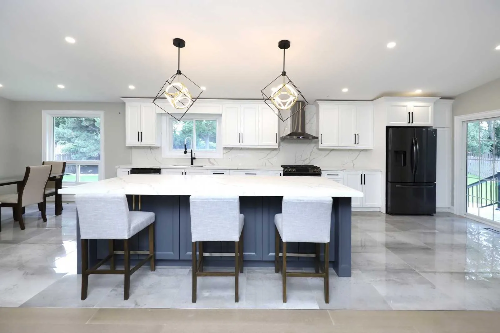 Luxury construction by Lusso Design Group — Kitchen 4