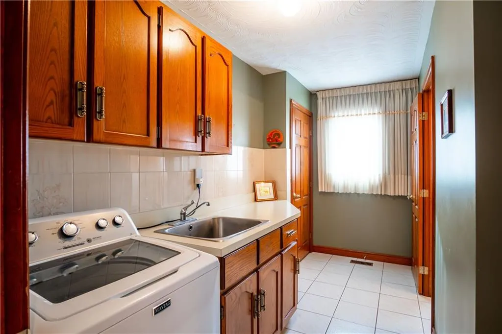 West 5th Whole-Home Renovation, Hamilton Mountain — before: Powder
