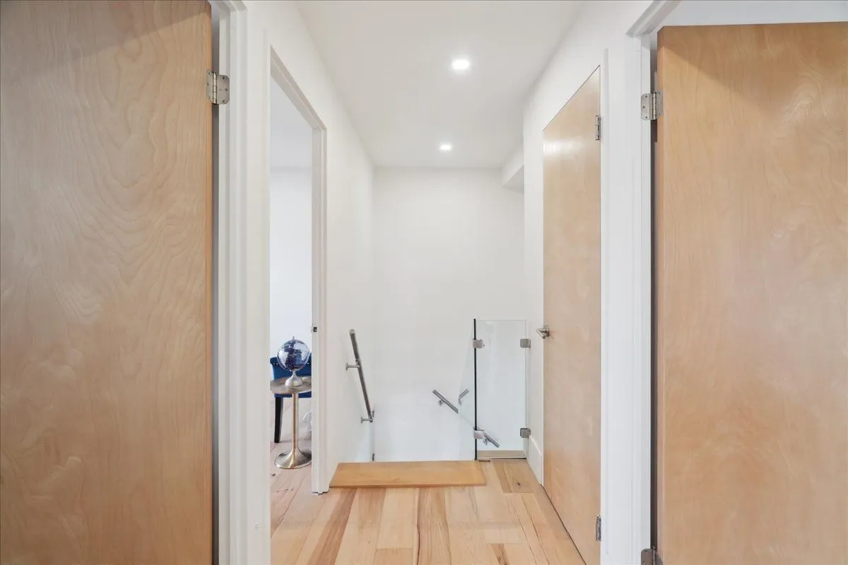 Distillery District Condo Renovation, Toronto, ON — completed: 962a8 21