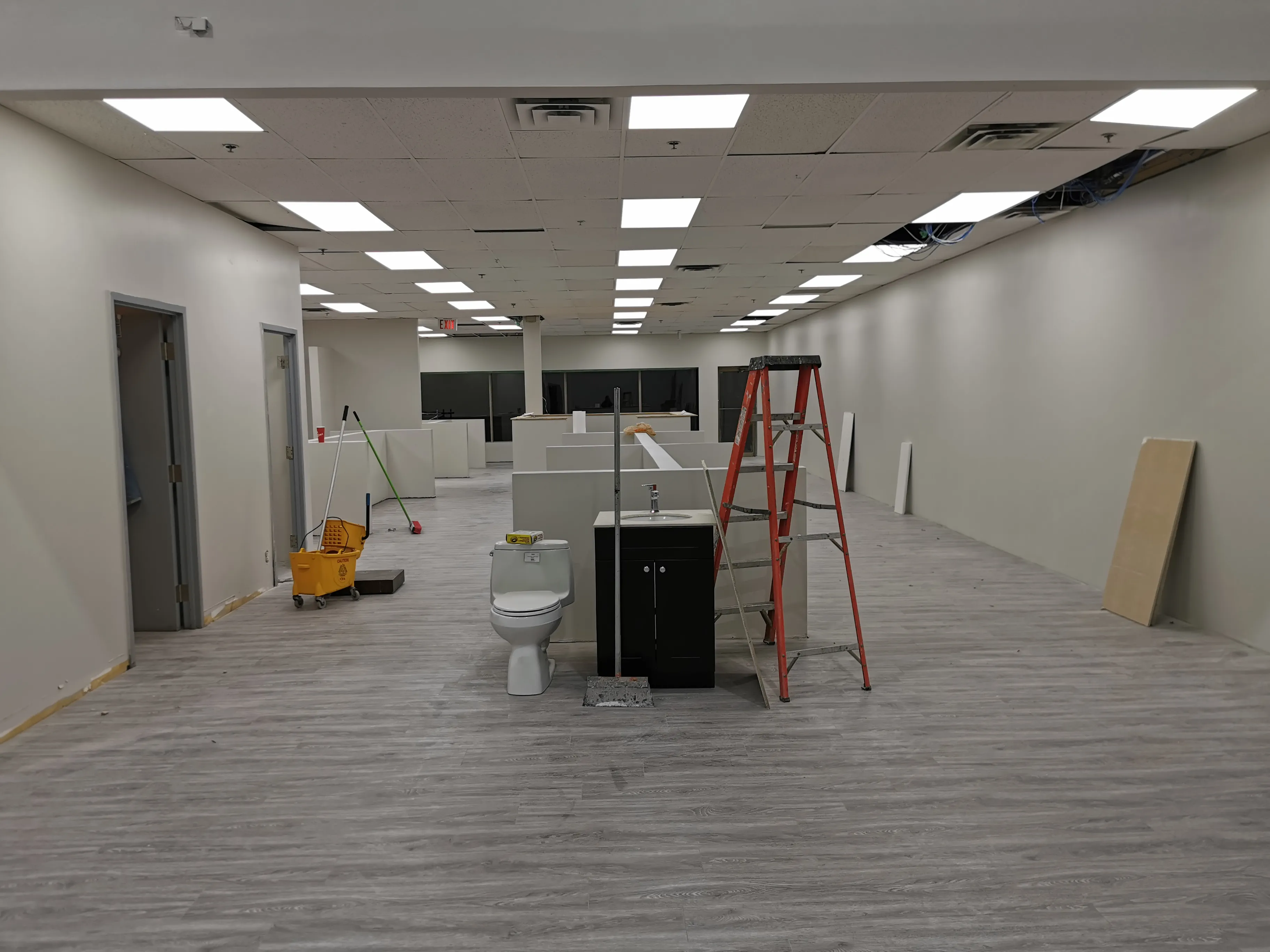 Commercial Retail Showroom, Mississauga, ON — completed photo 2