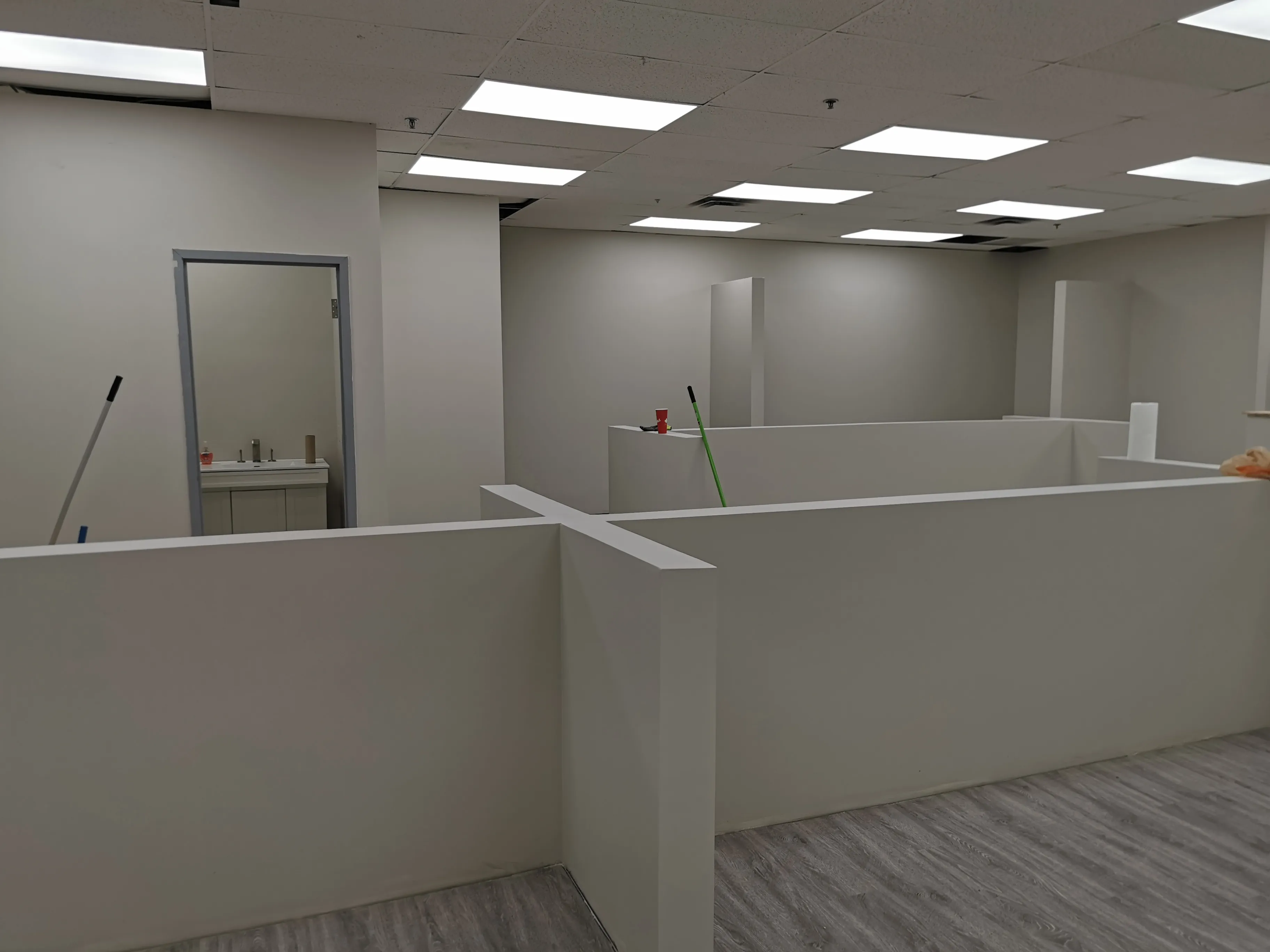 Commercial Retail Showroom, Mississauga, ON — completed photo 5