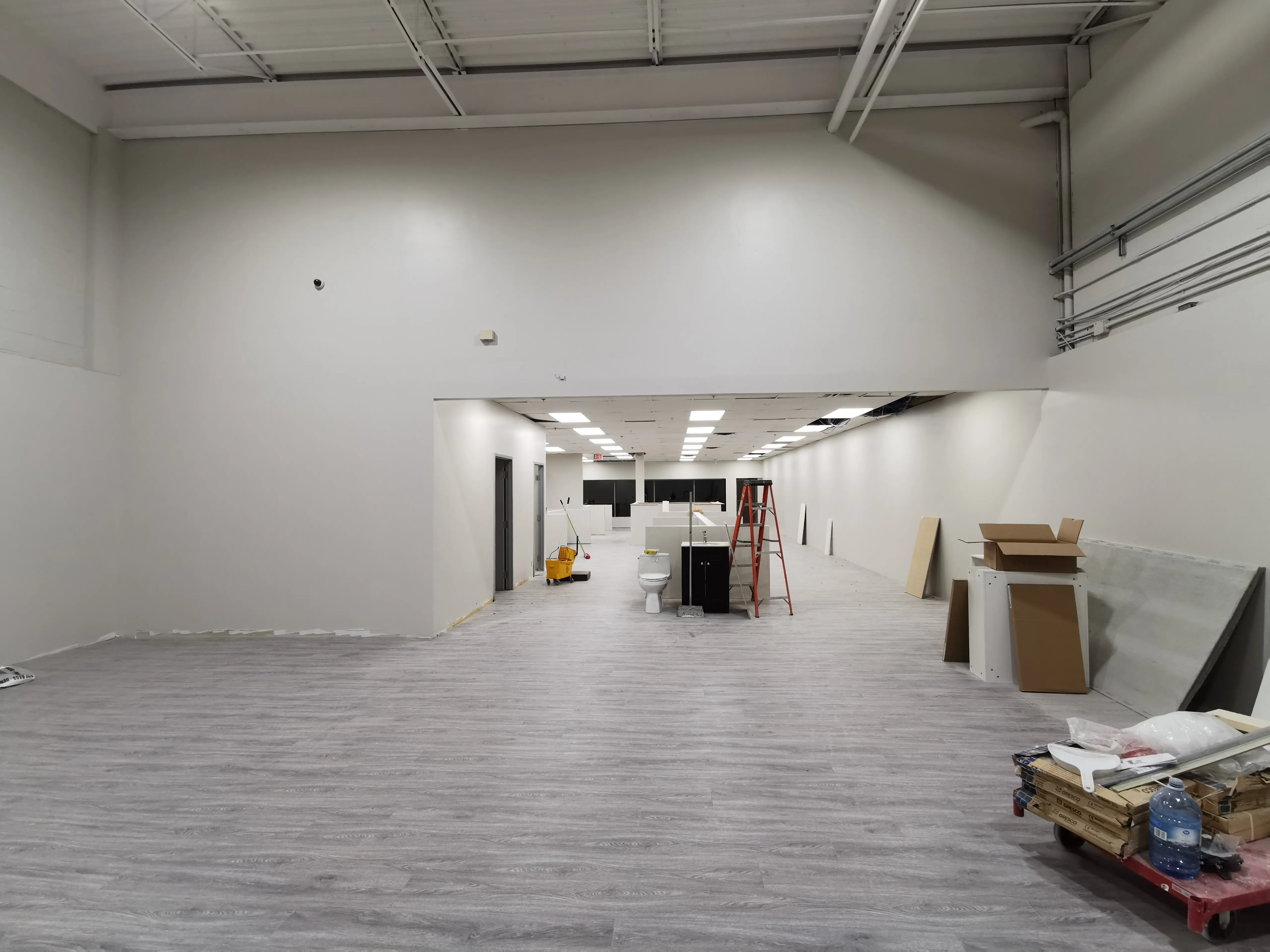 Commercial Retail Showroom, Mississauga, ON — after: Back
