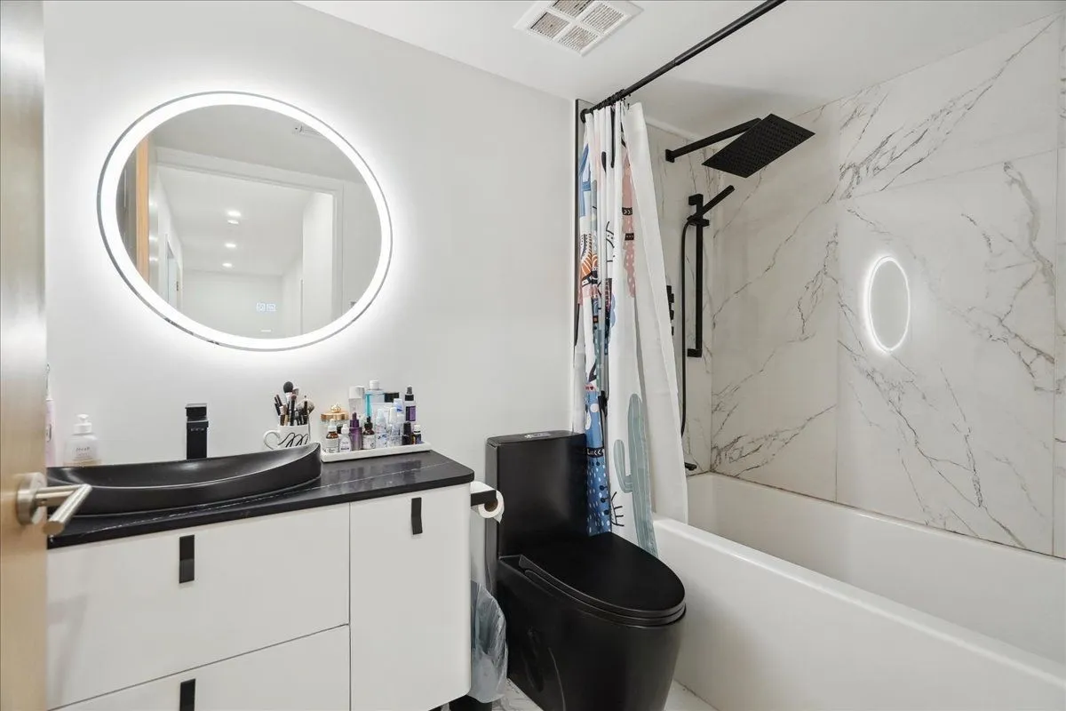 Distillery District Condo Renovation, Toronto, ON — after: Ensuite Bath