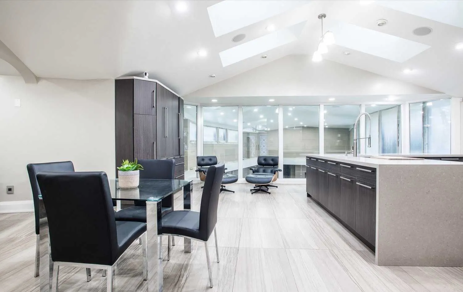 Crescent Hill Estate — Whole-Home Gut & Rebuild, Brampton, ON — view: Kitchen 1