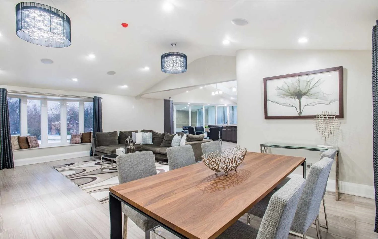 Crescent Hill Estate — Whole-Home Gut & Rebuild, Brampton, ON — view: Living Room 5