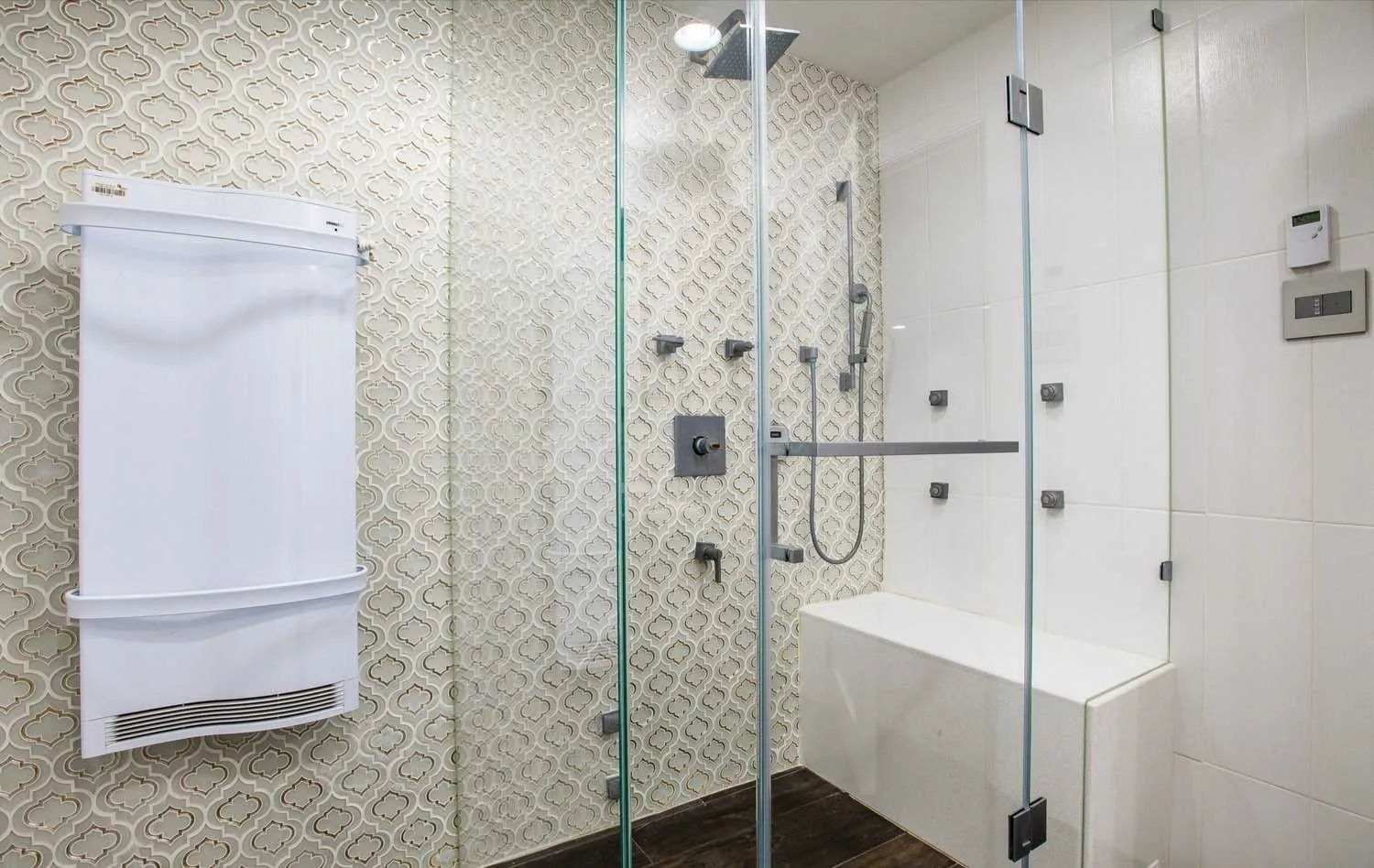 Crescent Hill Estate — Whole-Home Gut & Rebuild, Brampton, ON — view: Pool Bath 2